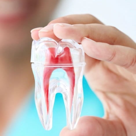 مراجعه به دندانپزشک، راه مراقبت از دندان­ها